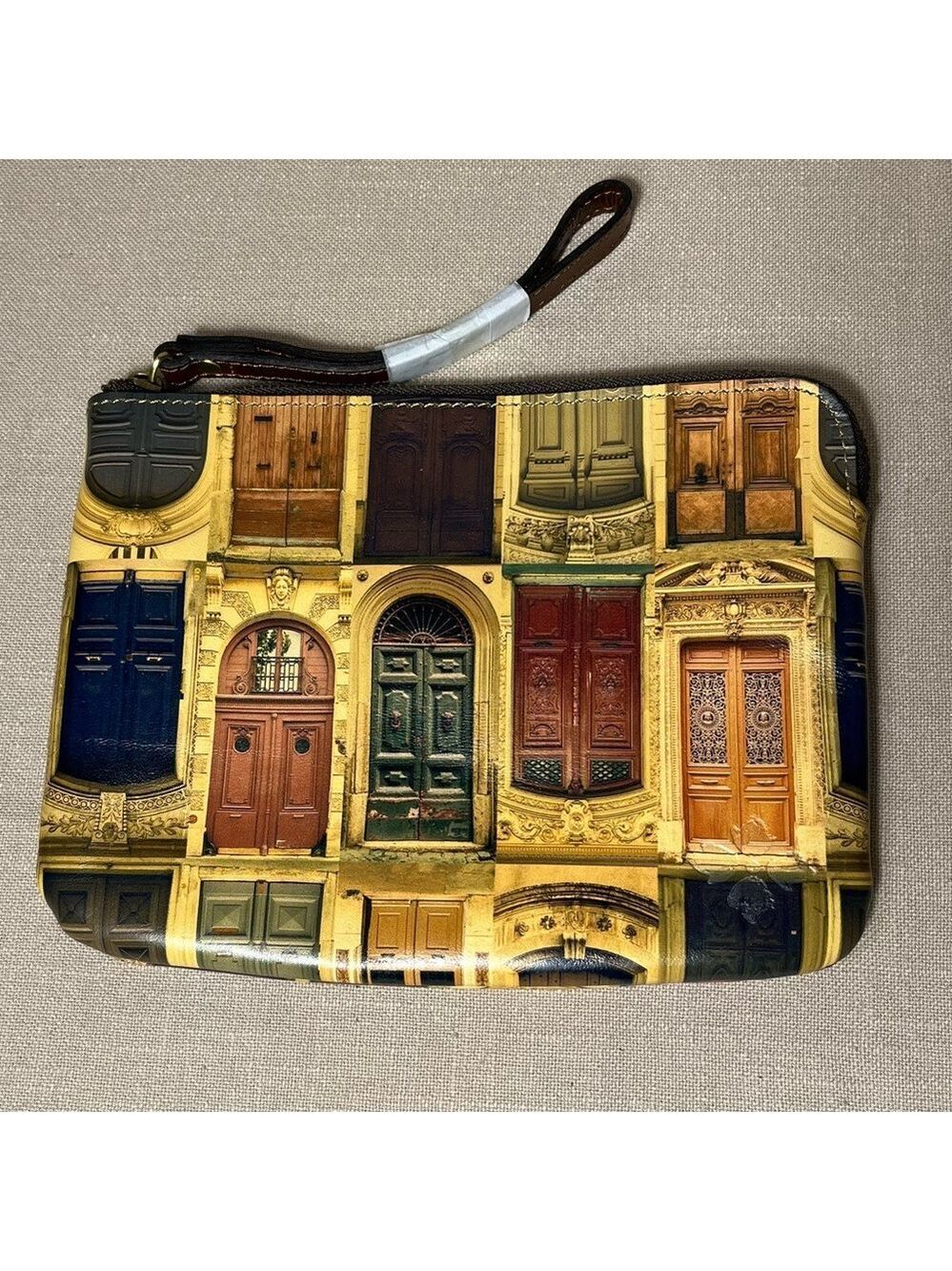 NWOT Patricia Nash Women’s Cassini Wristlet Clutch "Doorways to Italy" print
